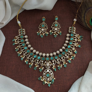 Splendid Look Victorian Diamond Necklace Sets in Trending Colors