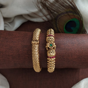 Gold Finish Kada Bangles with Kemp Stones – Intricate Design | Sizes: 2.4, 2.6, 2.8 | Single Piece