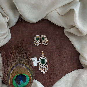 Zircon Pendant Set – Dual Finish Elegance