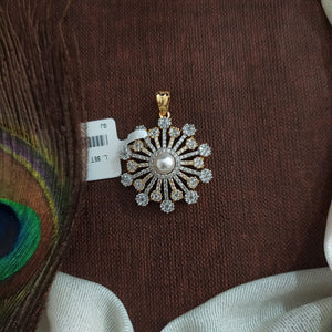 Diamond Finish Two-Tone Zircon Pendant Set – Timeless Elegance