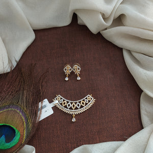 Diamond Finish Zircon Mangalsutra Pendant Set – Elegant Karwa Chauth Special