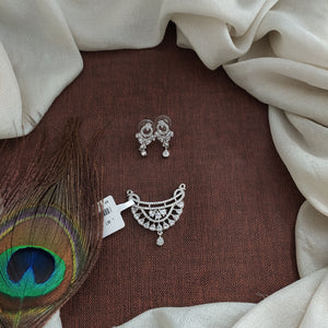 Silver (Rhodium) Finish Zircon Mangalsutra Pendant Set – Karwa Chauth Special