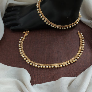 Elegant Pearl Anklets – Simplicity at Its Best