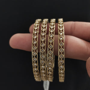 Uncut Polki Mehandi Bangles – A Blend of Elegance and Tradition