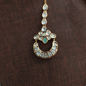 Kundan Tikka – A Touch of Royalty