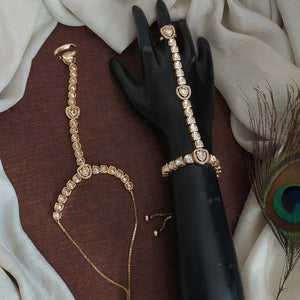 Uncut Polki Kundan Hathpan in Full White Stones – Single Piece