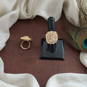 Kundan Adjustable Finger Ring – Elegant and Versatile Design