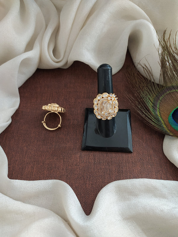 Kundan Adjustable Finger Ring – Elegant and Versatile Design