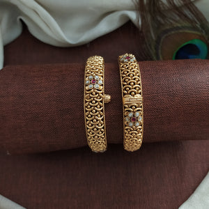 Plain Gold Antique Kada