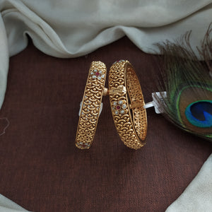 Plain Gold Antique Kada