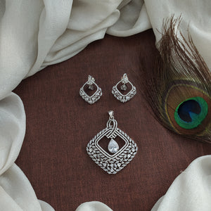 Full White Zircon Pendant Set in Silver (Rhodium) Finish