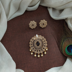 Victorian Round Zircon Pendant Set with Colored Center Stone – Blue, Violet, Red, Green