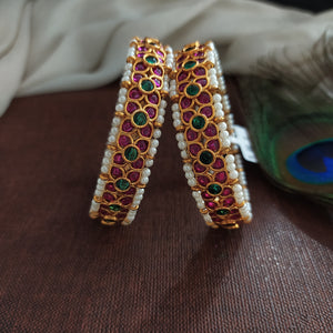 Kemp Stone Bangles with Side Pearl String – Available in 2.4, 2.6, 2.8 Sizes