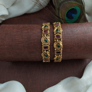 Antique Peacock Design Kemp Stone Bangles – Red & Green – Sizes 2.2 to 2.10