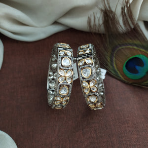 Two-Tone Finish Polki Kundan Kada Bangles – Size 2.6

