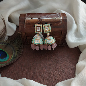 Graceful Kundan Meenakari Jhumki – A Blend of Tradition & Elegance