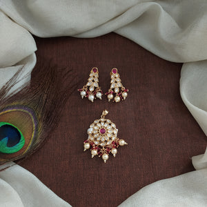 Elegant Kundan Pendant Sets | Traditional & Stylish