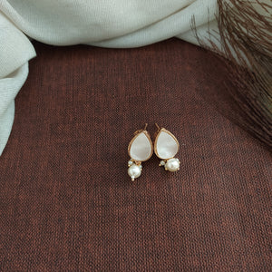 Elegant Kundan Pendant Sets | Traditional & Stylish