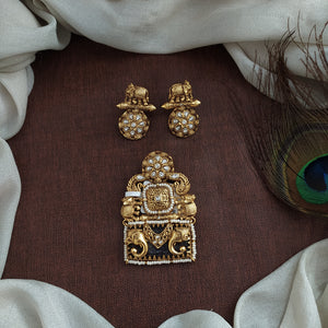 Kundan Pendant with Antique Intricate Elephant Design | Traditional Pendant Set