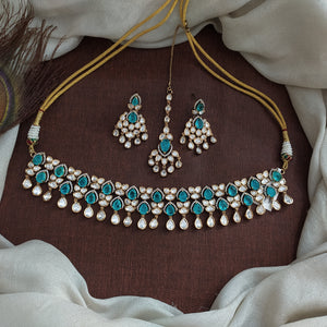 Amazing Kundan Choker Set in Victorian Finish