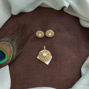 Pearl Pendant Set with Matching Studs