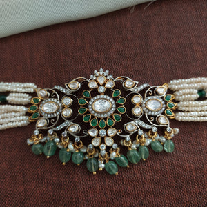 Alluring Silver Monzonite Choker With Pearls