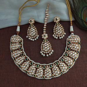 Kundan Necklace Set With Emerald Stones