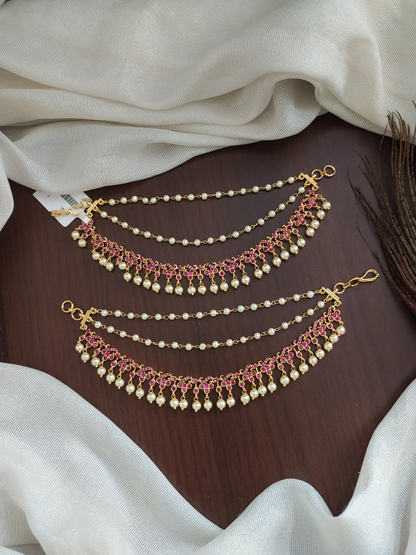 Side ear chain gold 2025
