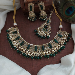 Charming Mehandi Necklace Set Having Pearl Drops