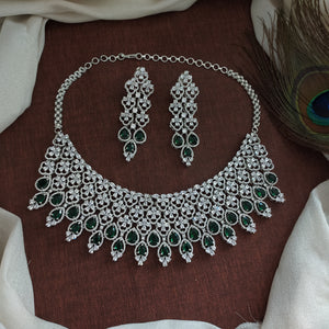 Floral Design Stunning Silver-plating Zircon Necklace Set