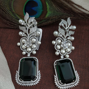 Silver-Plated Alluring Zircon Pearl Earring