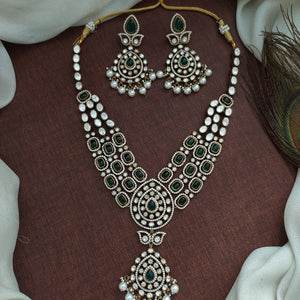 Multilayer Design Tilak Shaped Victorian Necklace Set