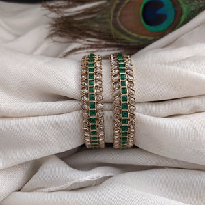 Versatile Amazing Uncut Polki Mehandi Bangles