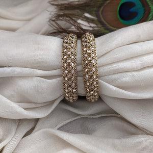 Amazing Choice Uncut Polki Mehandi Bangles