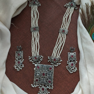 Modern Design Oxidised Pearl Mala Set