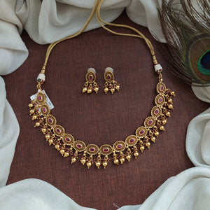 Graceful Traditional Antique Oval Necklace Set