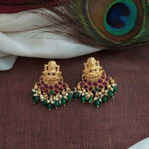 Gold-plated Antique Lakshmi Necklace Set with Bead Dangling