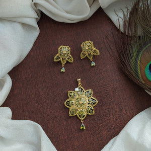 Stunning Zircon Star Design Pendant Set with Matching Accessory