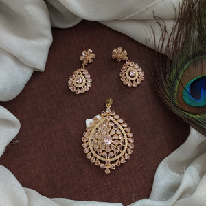 Elegant Pear-Shaped Floral Studded Zircon Pendant Set 
