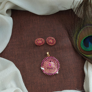 Dazzling Zircon Pendant Sets in Various Striking Colors