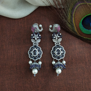 Floral Design Victorian Necklace Set With Pearl Dangling