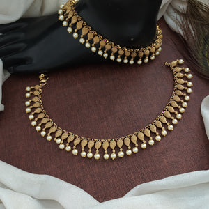 Pearls & Kemp Stones Captivating Antique Anklets