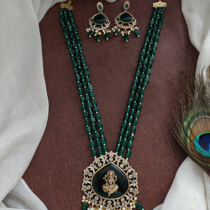Adorable Center Divine Pendant Victorian Mala Set