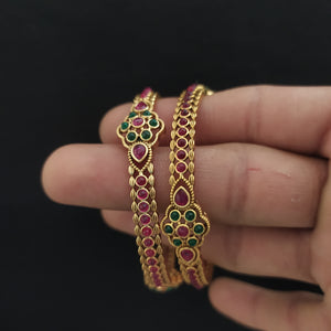 Timeless Elegance for Your Wrist Floral Design Kemp Stone Bangles