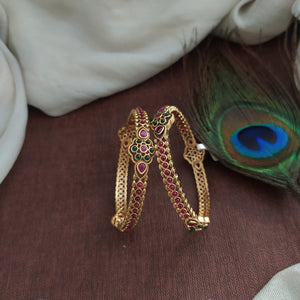 Timeless Elegance for Your Wrist Floral Design Kemp Stone Bangles