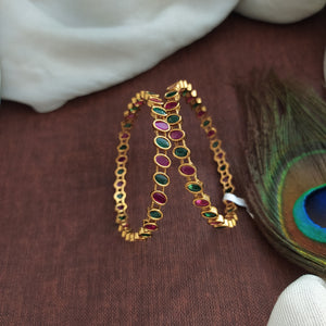 Embrace Timeless Charm of Gold Plated Antique Kemp Stone Bangle