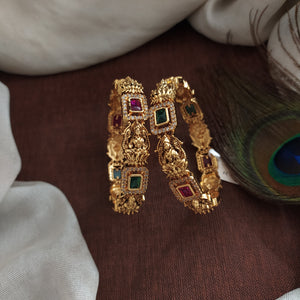 Divine Elegance on Your Wrist: The Goddess Lakshmi Ji Kemp Stone Antique Bangle 