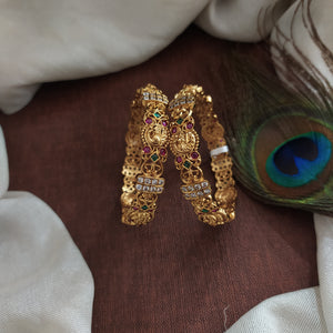 Sonal Fashion's Antique Design Kemp Stone Bangles