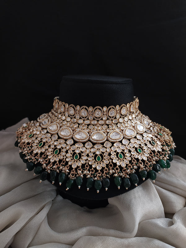 Kundan Meenakari Mesmerizing Full Neck Heavy Necklace Set Sonal