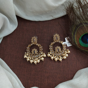 Timeless Elegance with a Touch of Pearl Uncut Polki Mehandi Earrings
